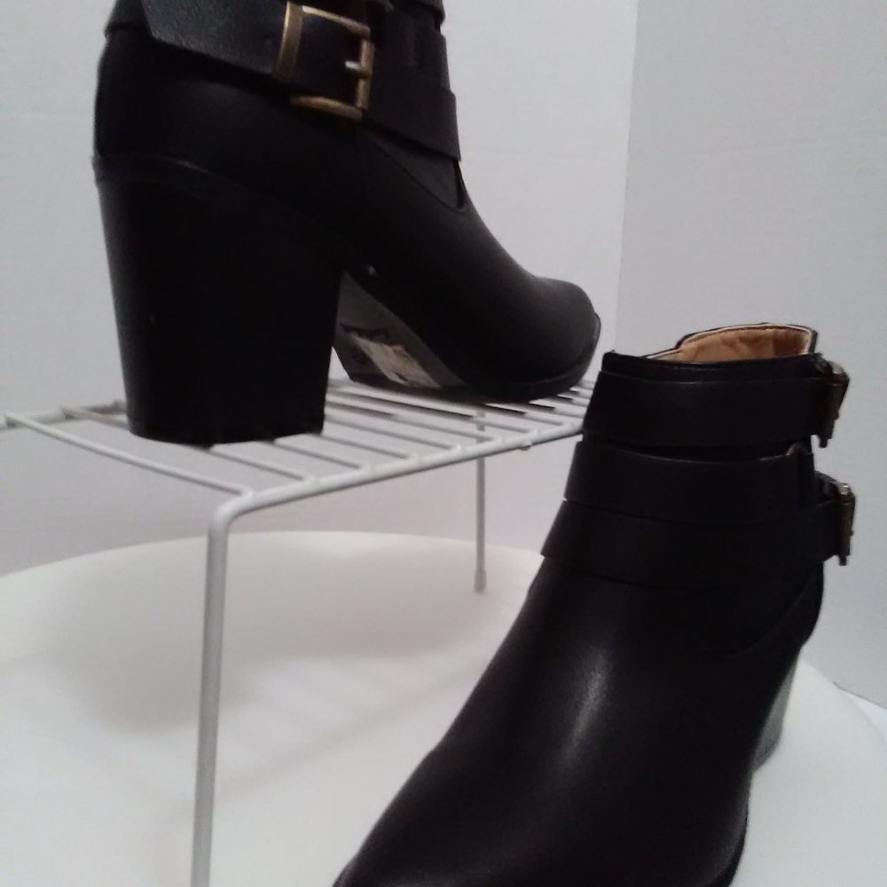LovMark Black Block Heeled Booties 7.5 Moto - Picture 14 of 15